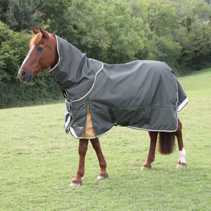 Shires Highlander Plus Lite Turnout Neck Cover