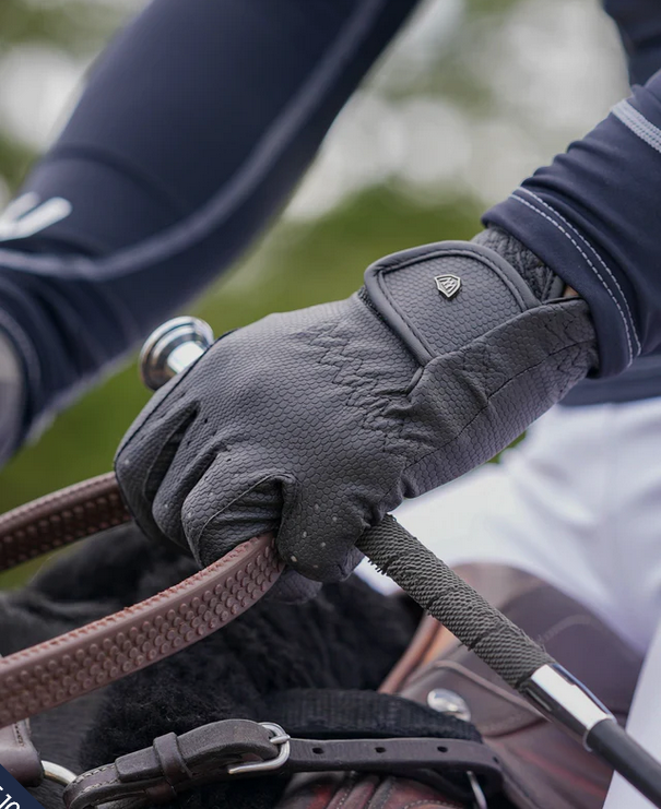 Woof Wear Competition Gloves