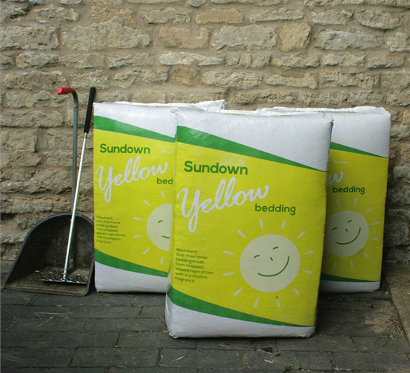 Sundown Yellow Chopped Rapeseed Straw Bedding Pallet (25 X 19kg)