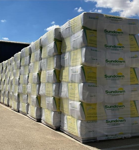 Sundown Yellow Chopped Rapeseed Straw Bedding Pallet (25 X 19kg)