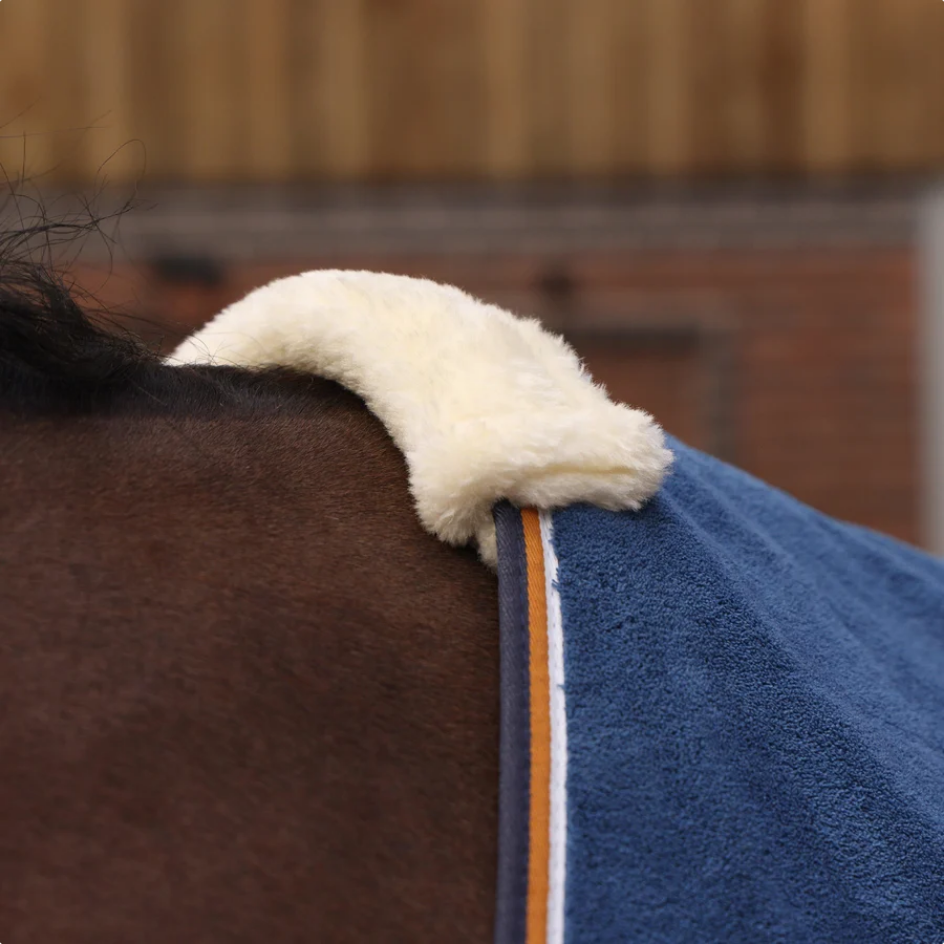 Shires Tempest Original Fleece with Fur Rug
