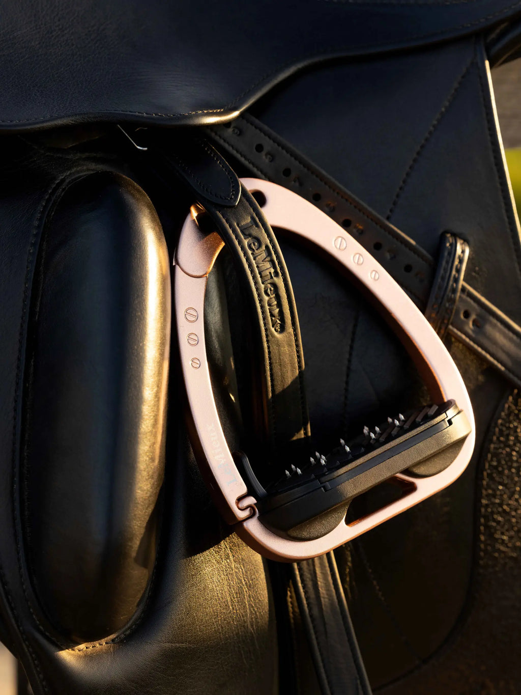 LEMIEUX VECTOR STIRRUPS ROSE GOLD